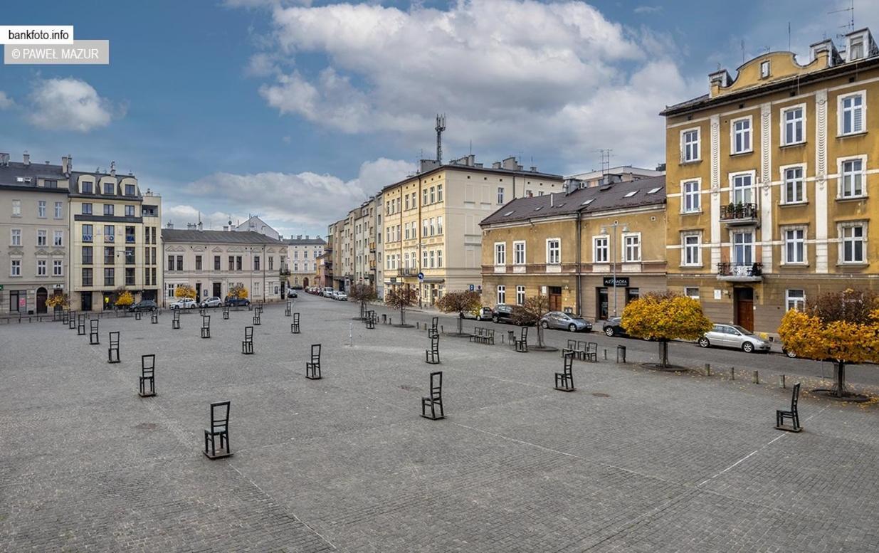 24 - Ghetto Heroes Square Kraków
